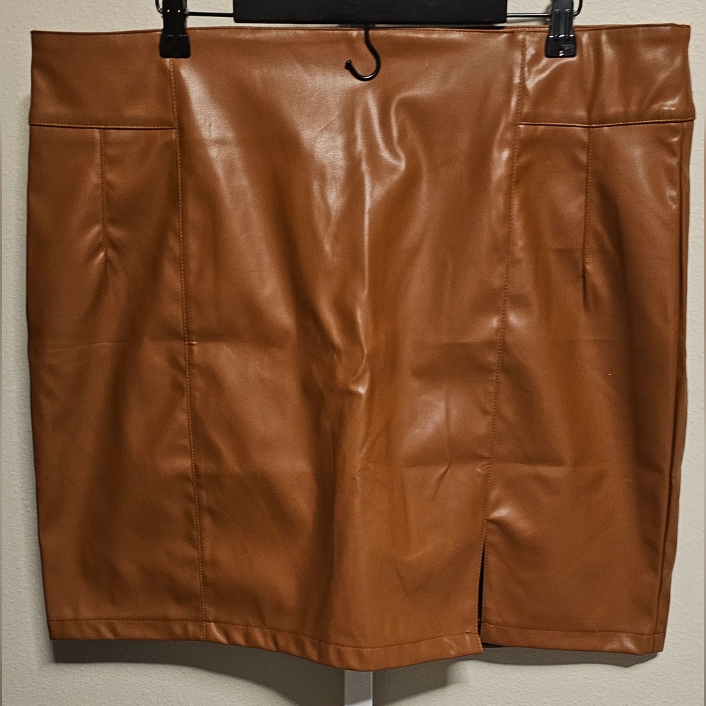 NWT Heyson skirt
